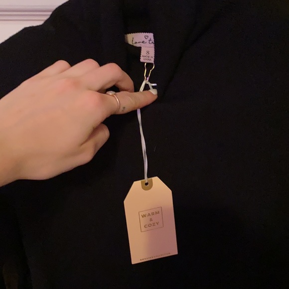 Black turtle neck sweater - Picture 3 of 3